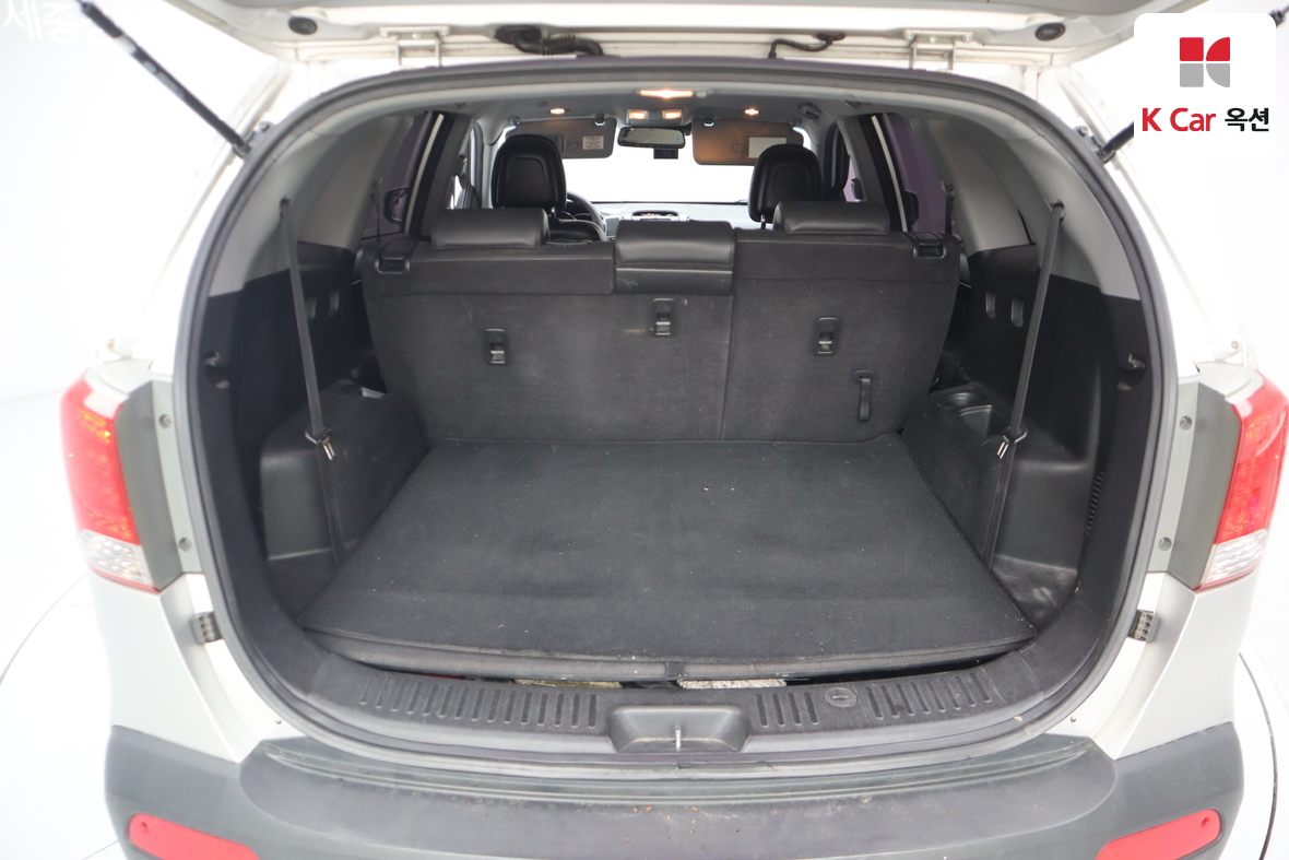 Kia Sorento - 25