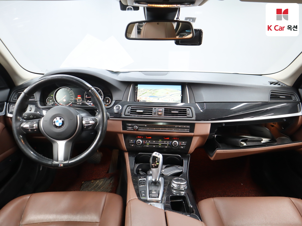 BMW 5 Series - 3