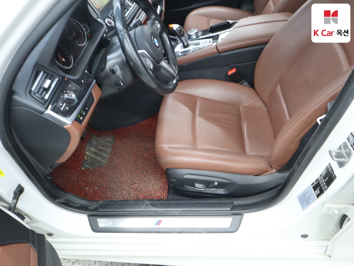 BMW 5 Series - 19