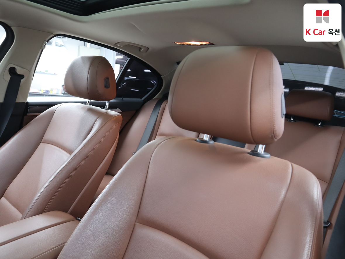 BMW 5 Series - 20