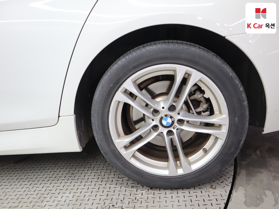 BMW 5 Series - 46