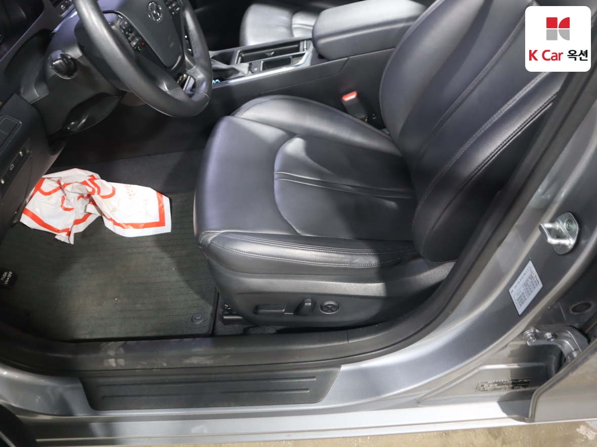 Hyundai Sonata 2015 - Image 18