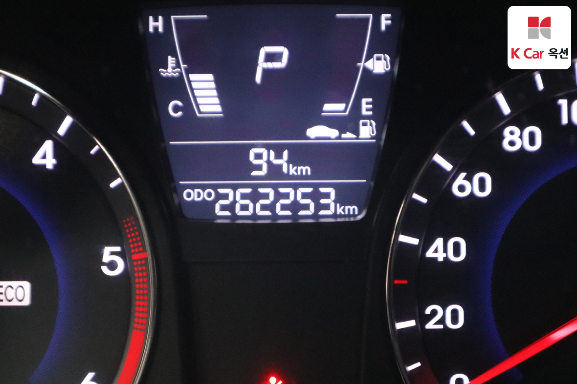 Hyundai Accent - 4