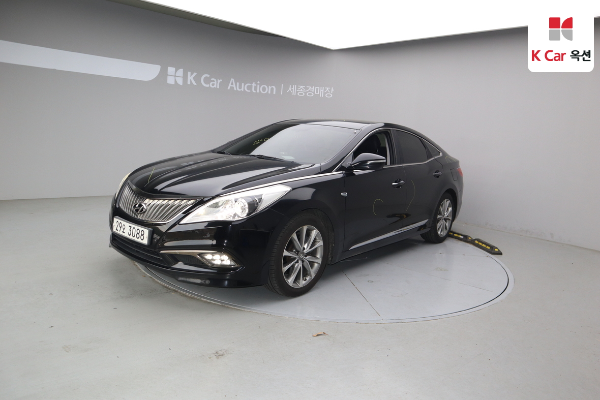 Hyundai AZERA - 1