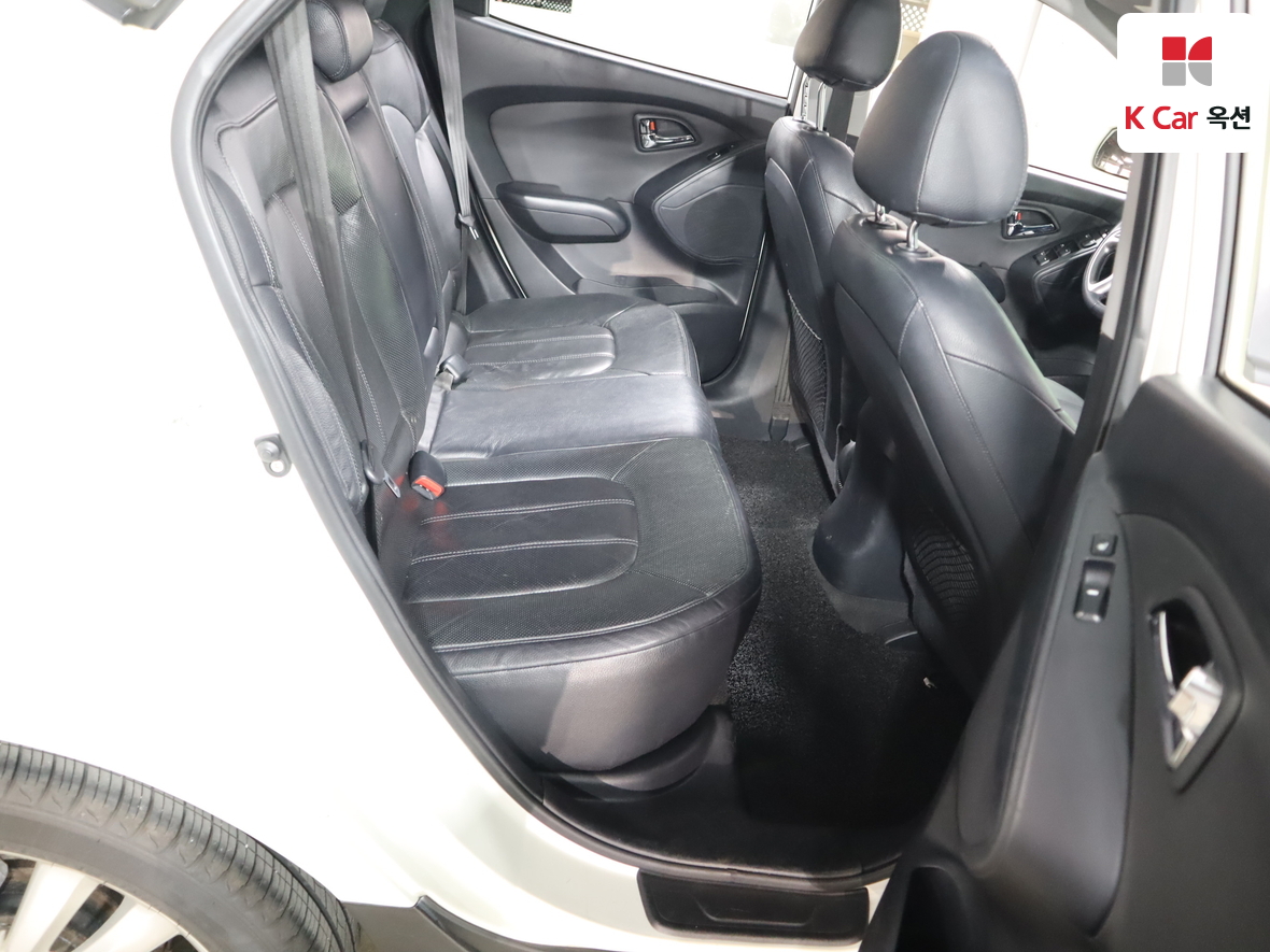 هيونداي توسان 2011 - صورة 30