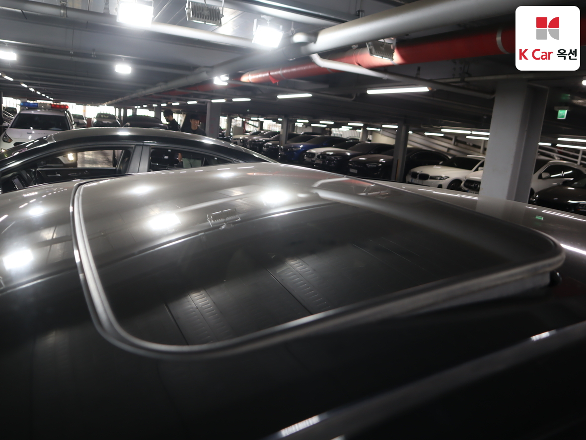 Toyota Camry - 23