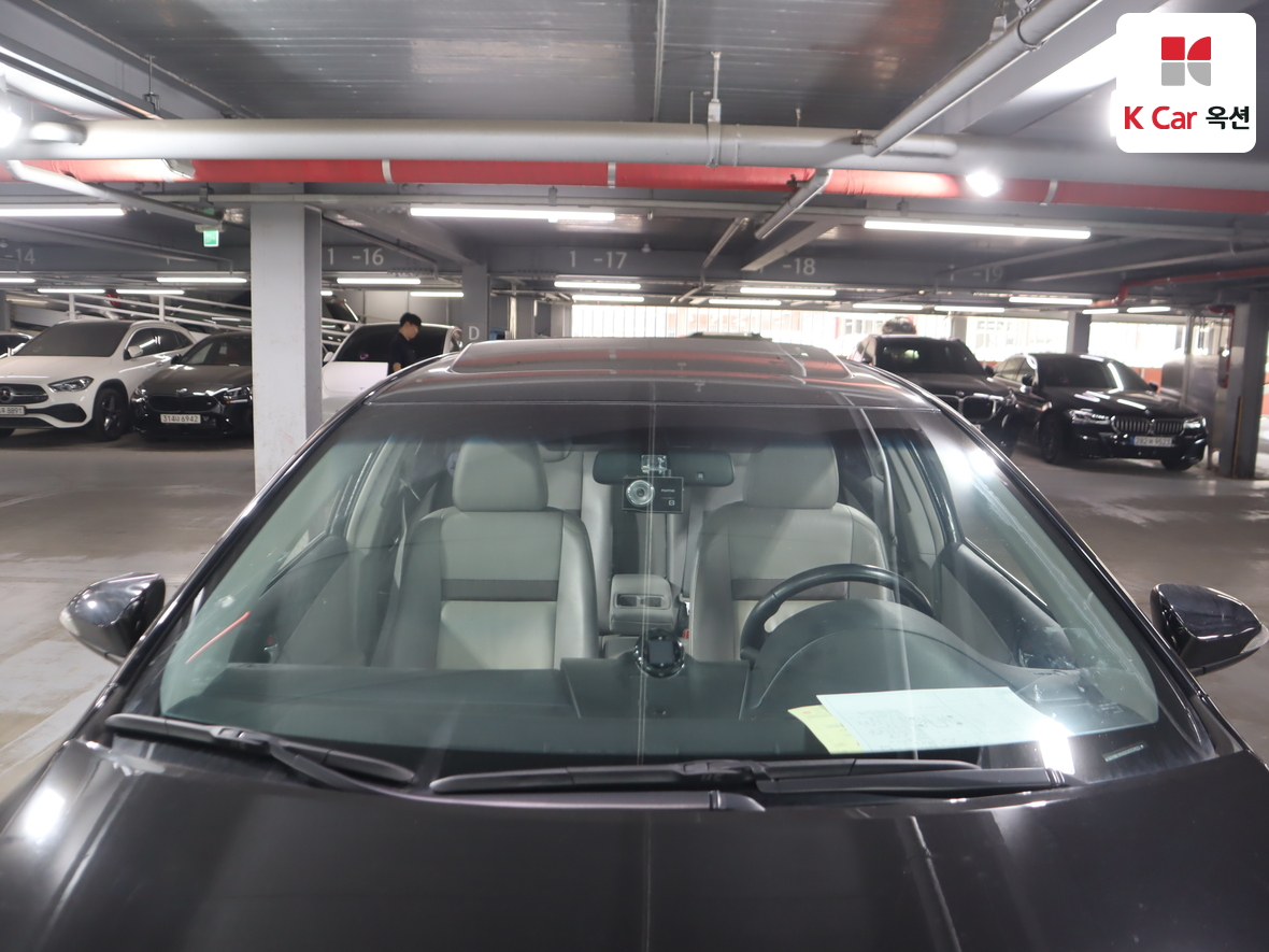 Toyota Camry - 36