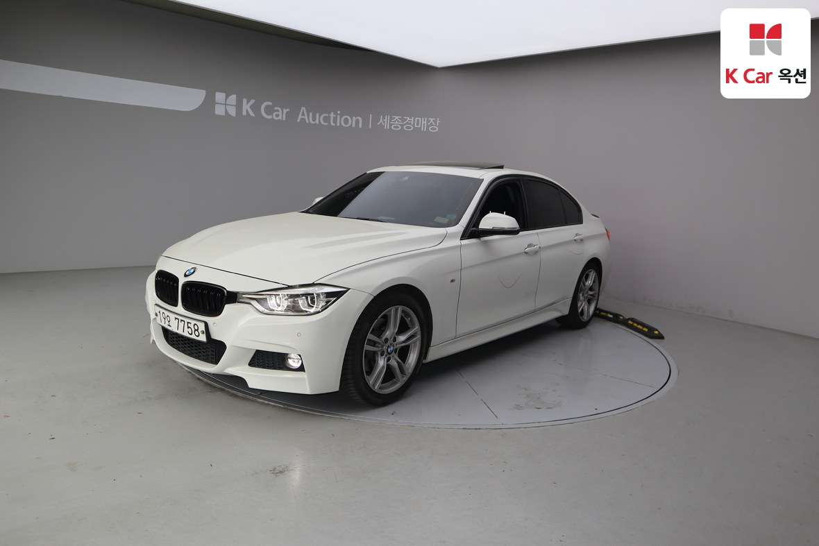BMW 3 Series - 1