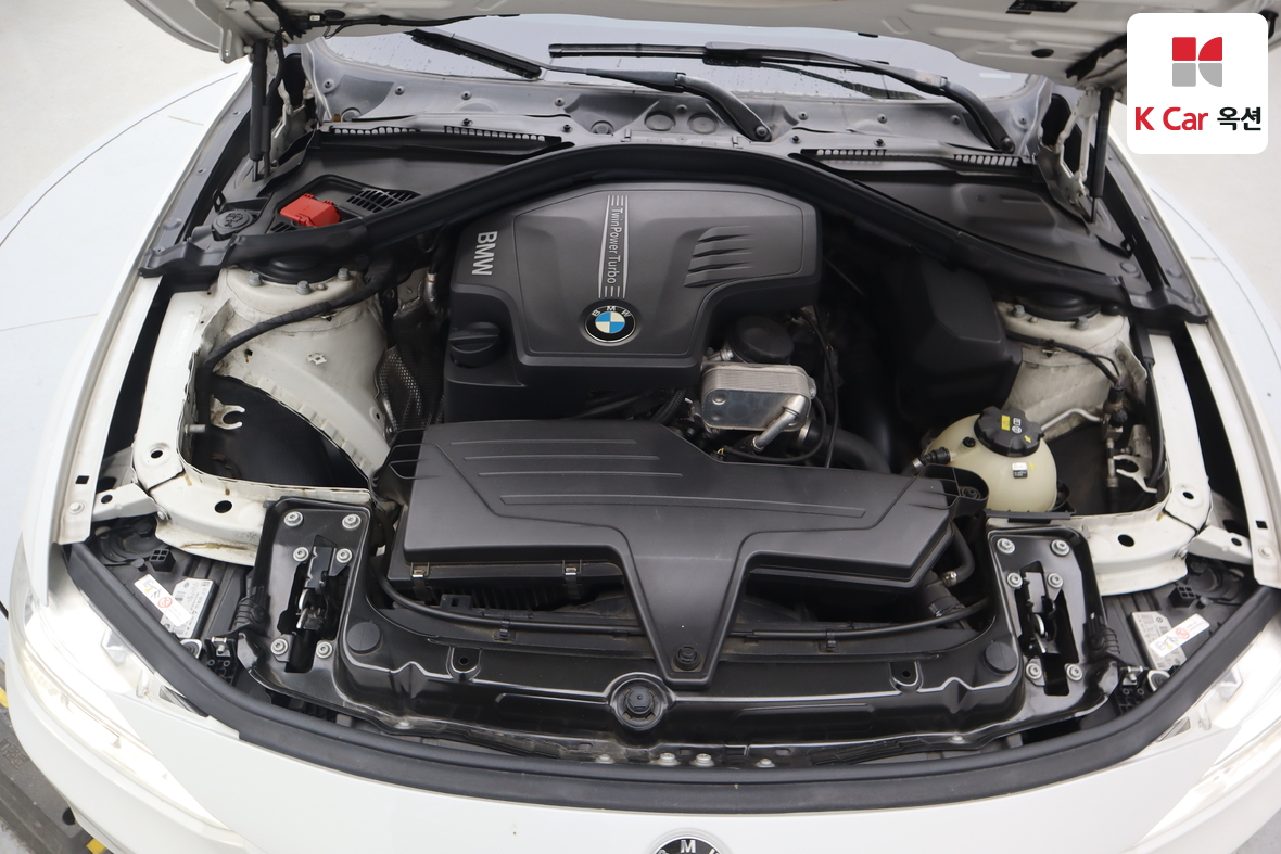 BMW 3 Series - 38