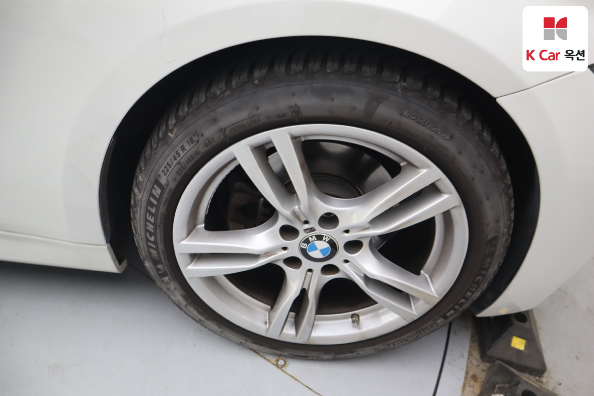 BMW 3 Series - 48