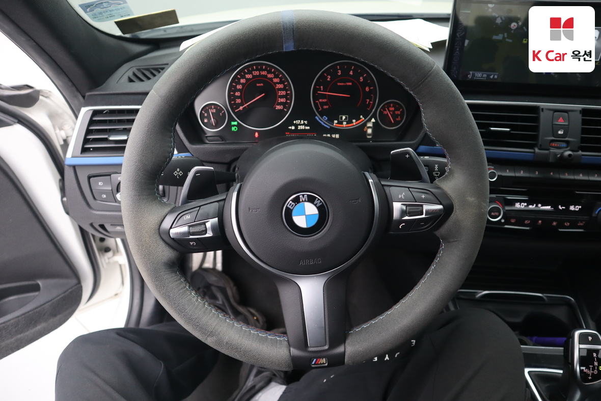 BMW 3 Series - 10