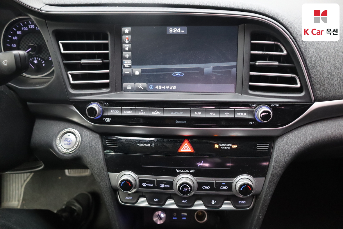 Hyundai Elantra - 6