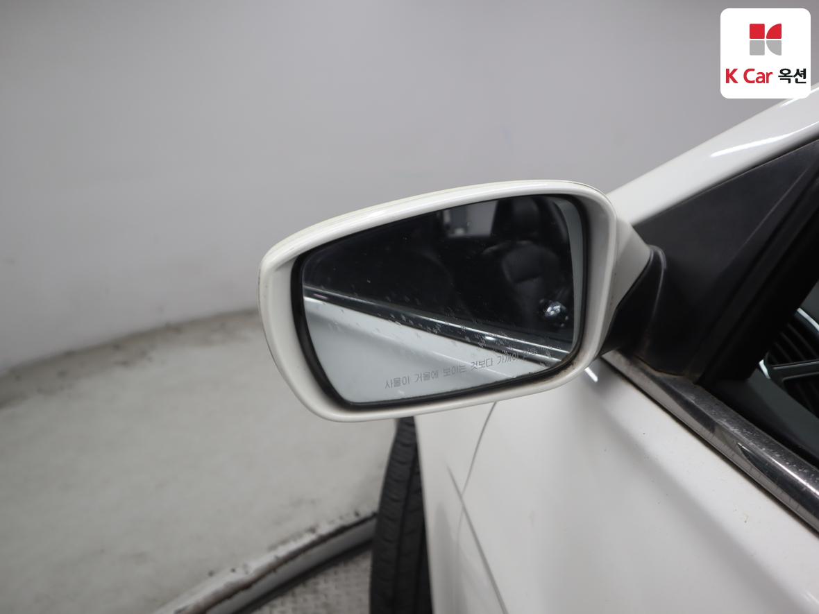 Hyundai Sonata 2011 - Image 21