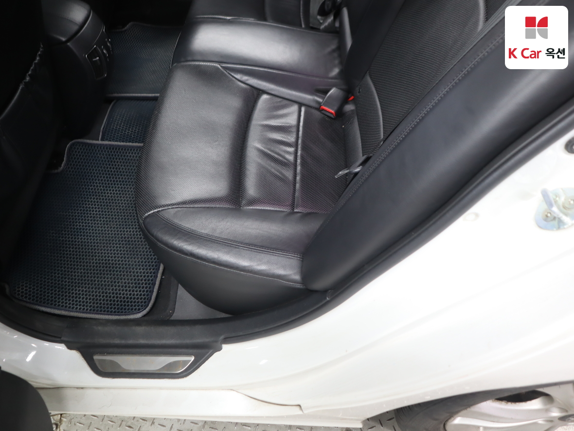 Hyundai Sonata 2011 - Image 23