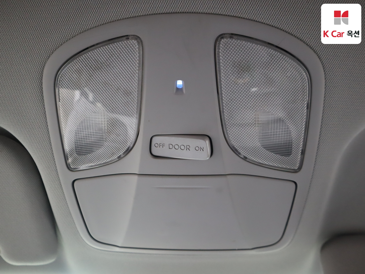 Hyundai Sonata 2011 - Image 12