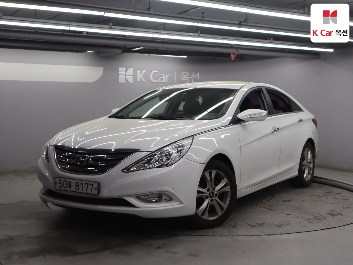 Hyundai Sonata 2011 - Image 1