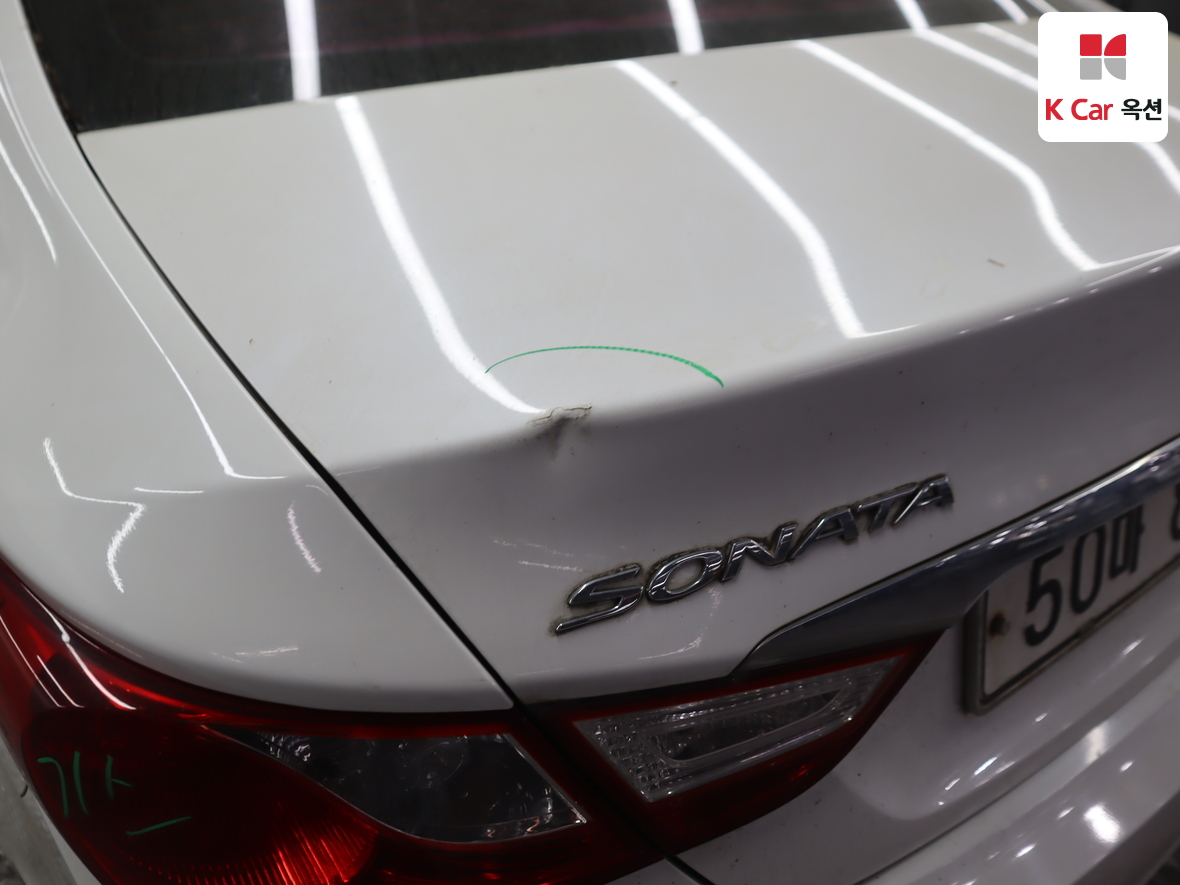 Hyundai Sonata 2011 - Image 38