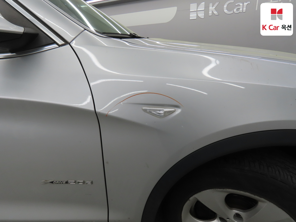 BMW X3 2011 - Image 46