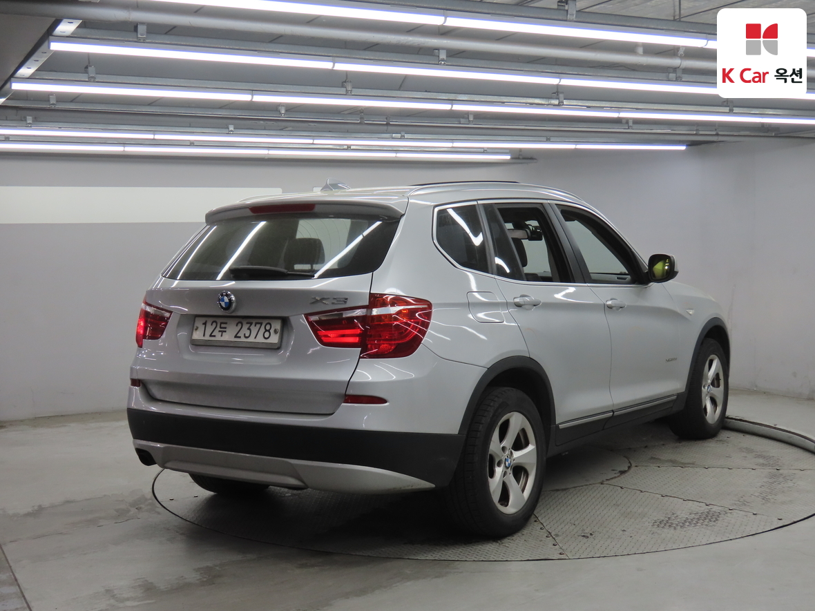 BMW X3 2011 - Image 2