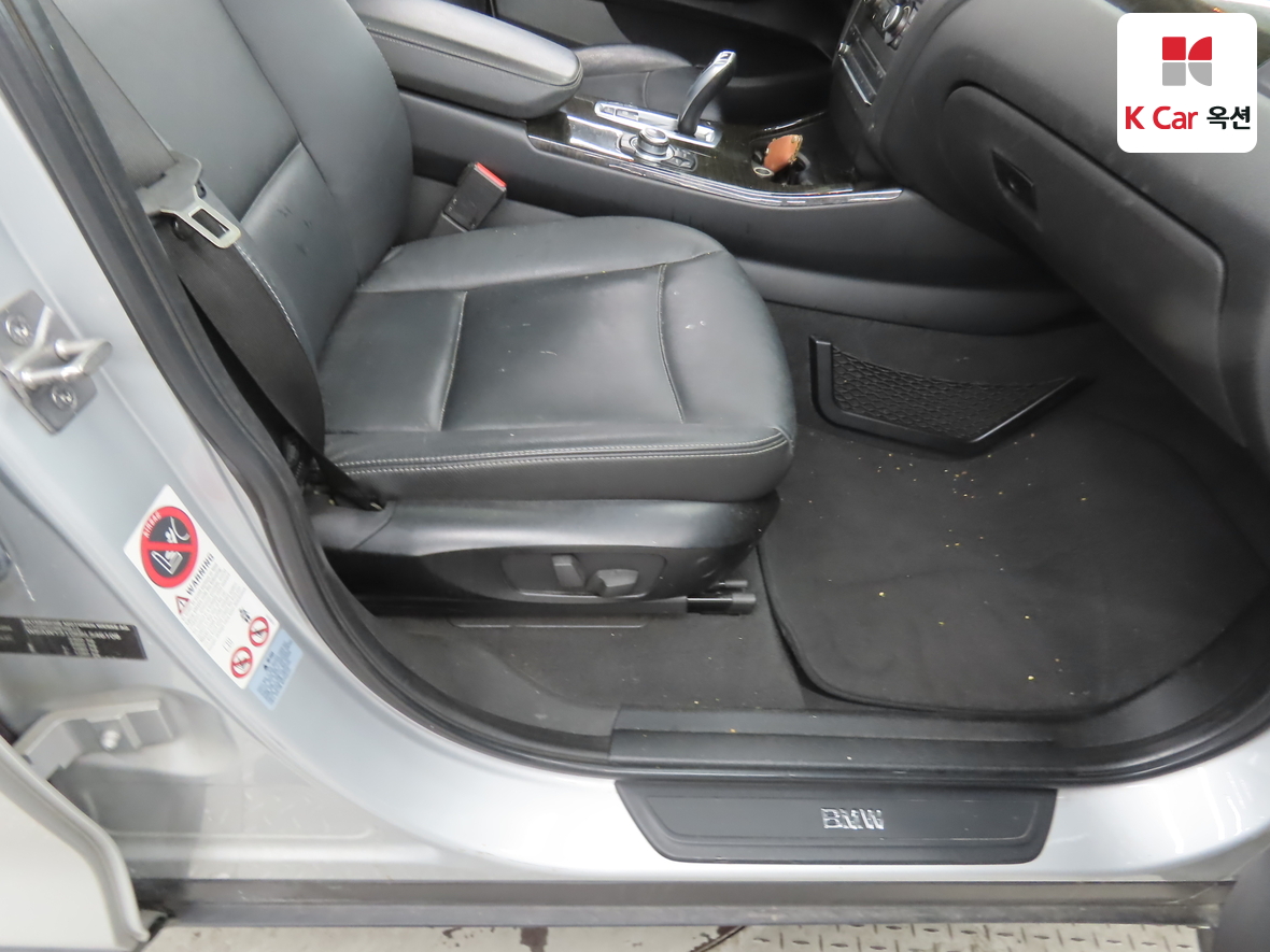 BMW X3 2011 - Image 34