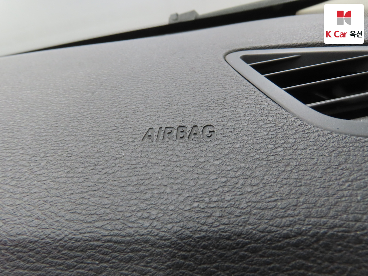 BMW X3 2011 - Image 35