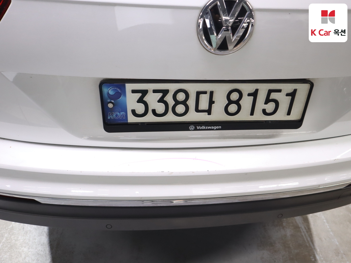 Volkswagen Tiguan - 43
