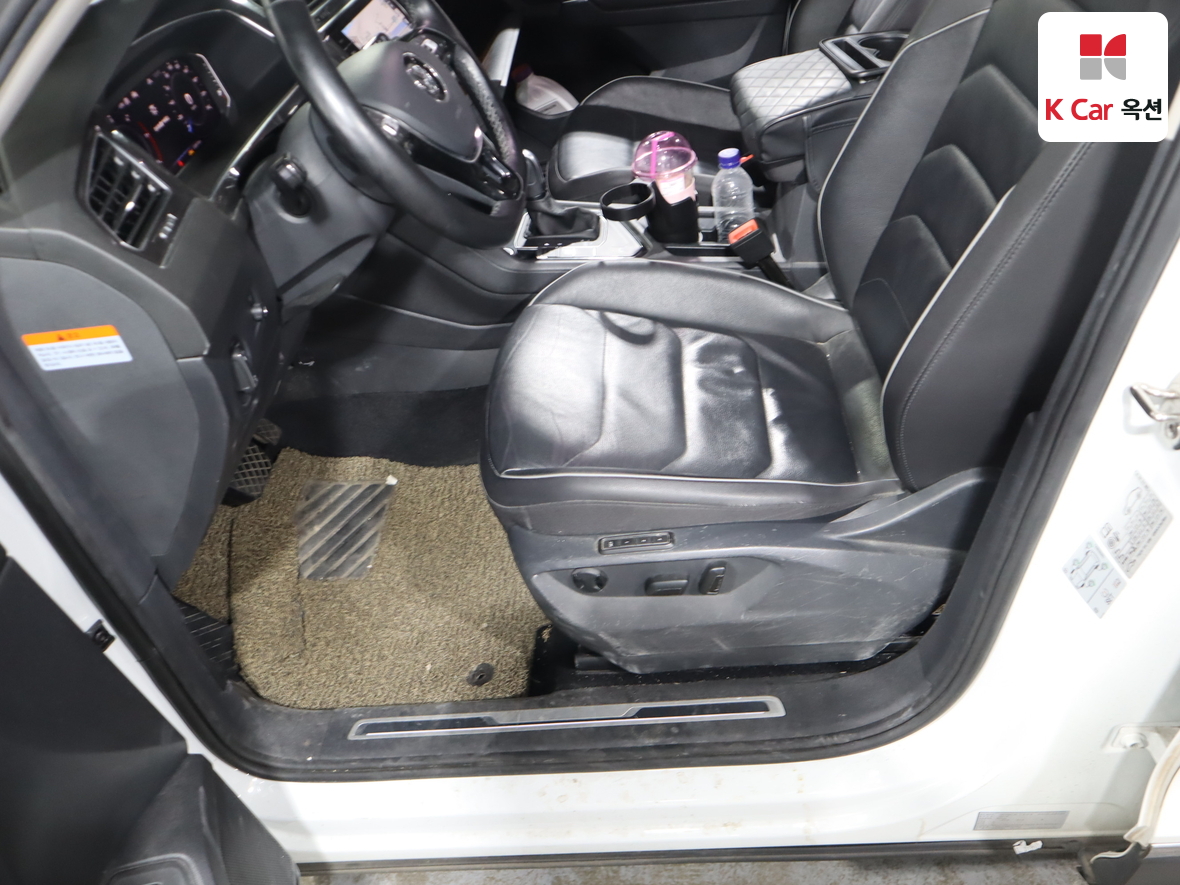 Volkswagen Tiguan - 18