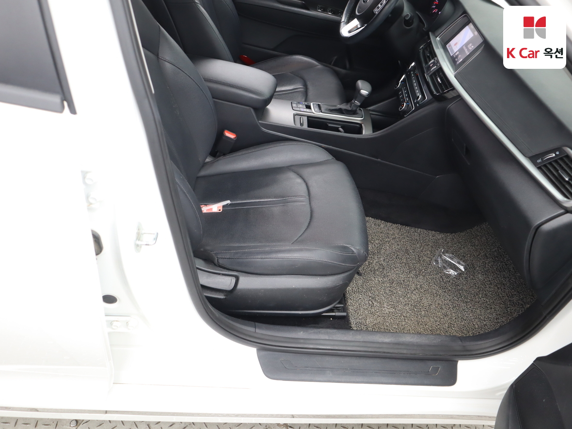 كيا K5 2020 - صورة 28