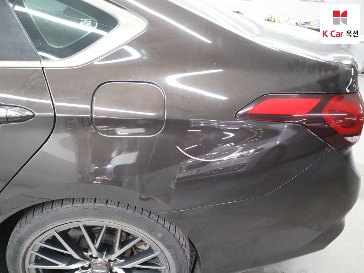 Genesis G80 2019 - Image 40