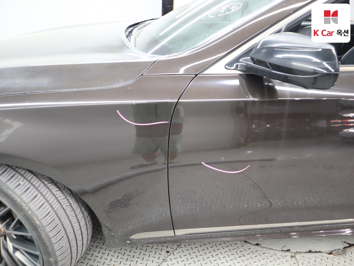 Genesis G80 2019 - Image 39