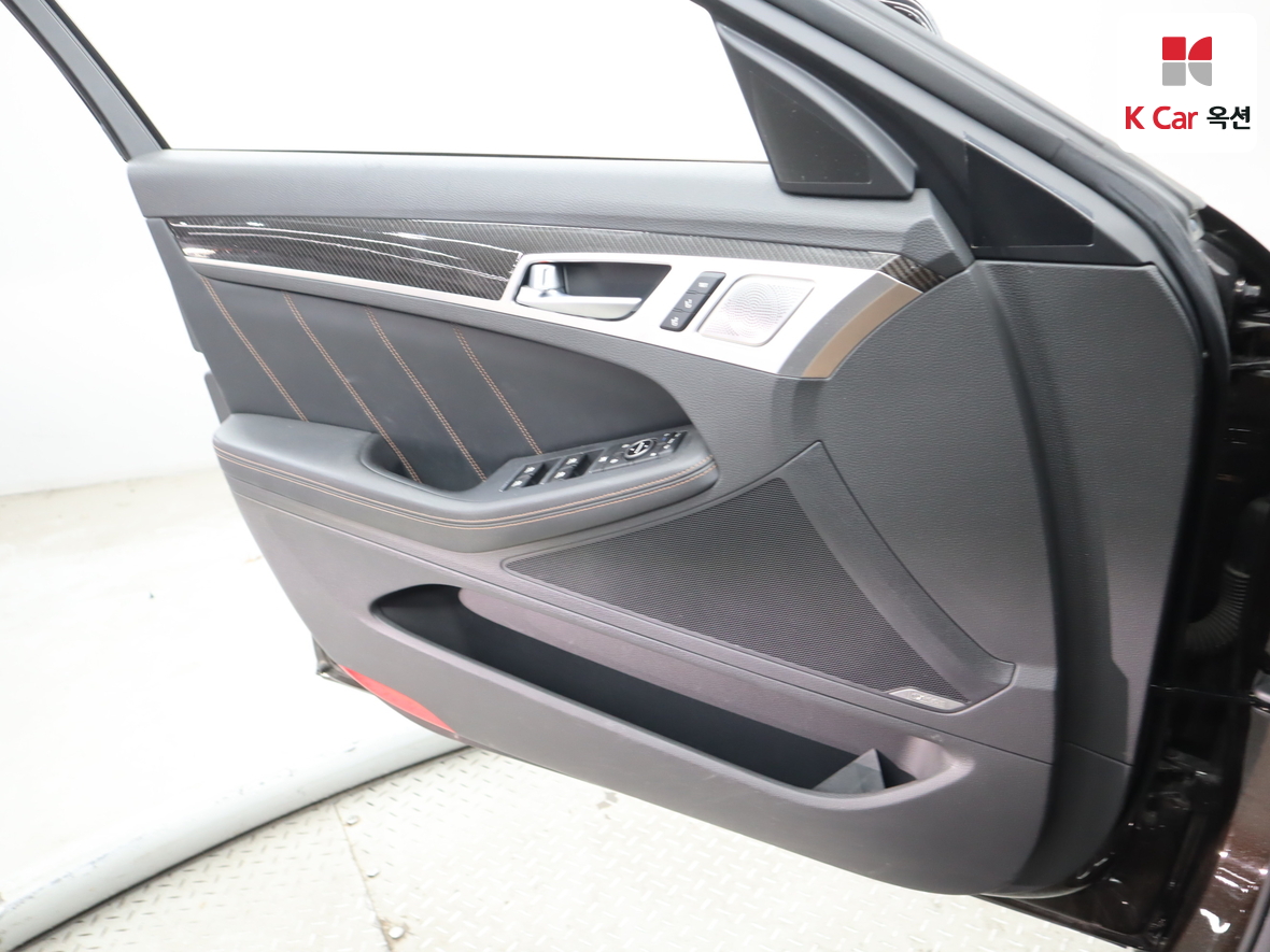 Genesis G80 2019 - Image 8