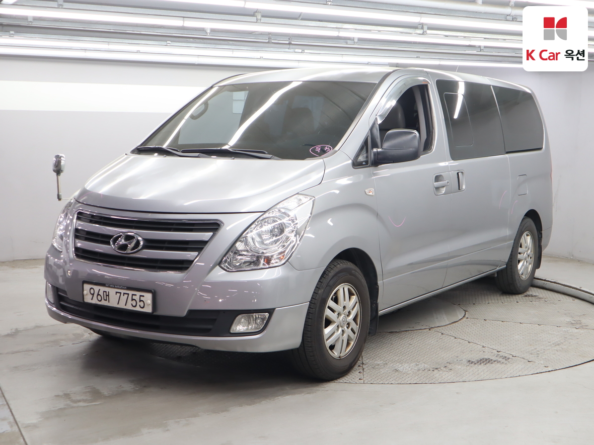 현대자동차 그랜드 스타렉스 2017 - 이미지 1