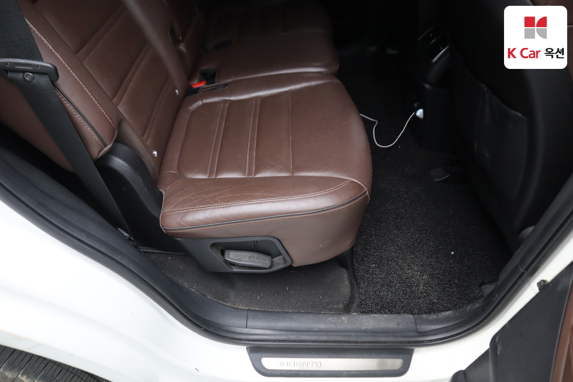 Kia Sorento - 30