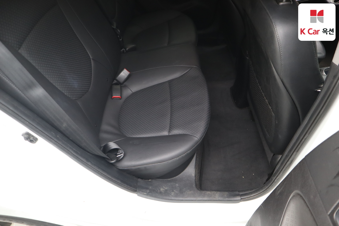 Hyundai Accent - 25