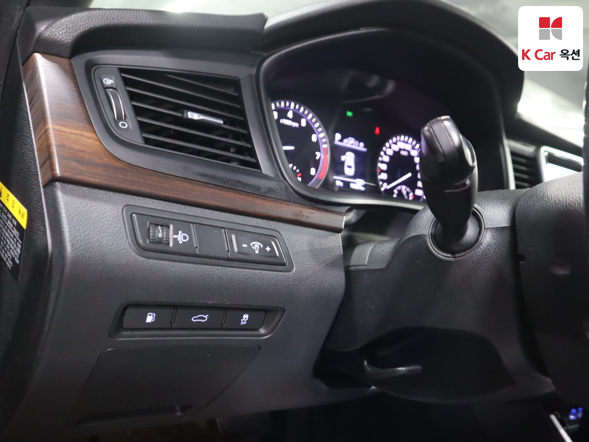 Hyundai Sonata 2018 - Image 9