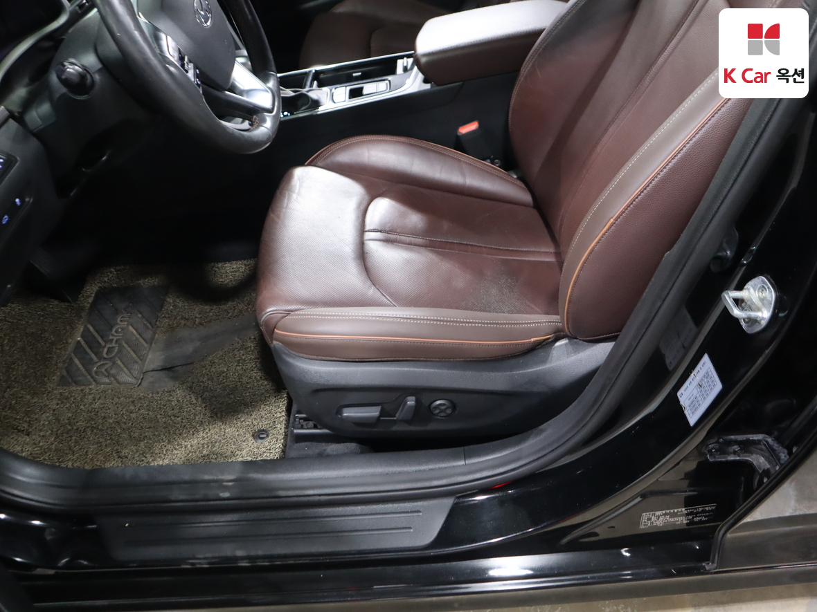 Hyundai Sonata 2018 - Image 18