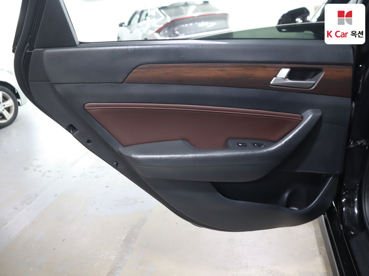 Hyundai Sonata 2018 - Image 24