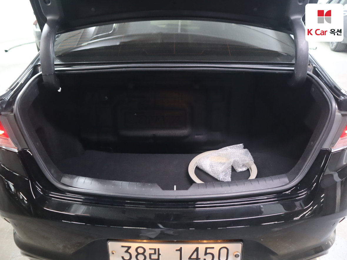 Hyundai Sonata 2018 - Image 27