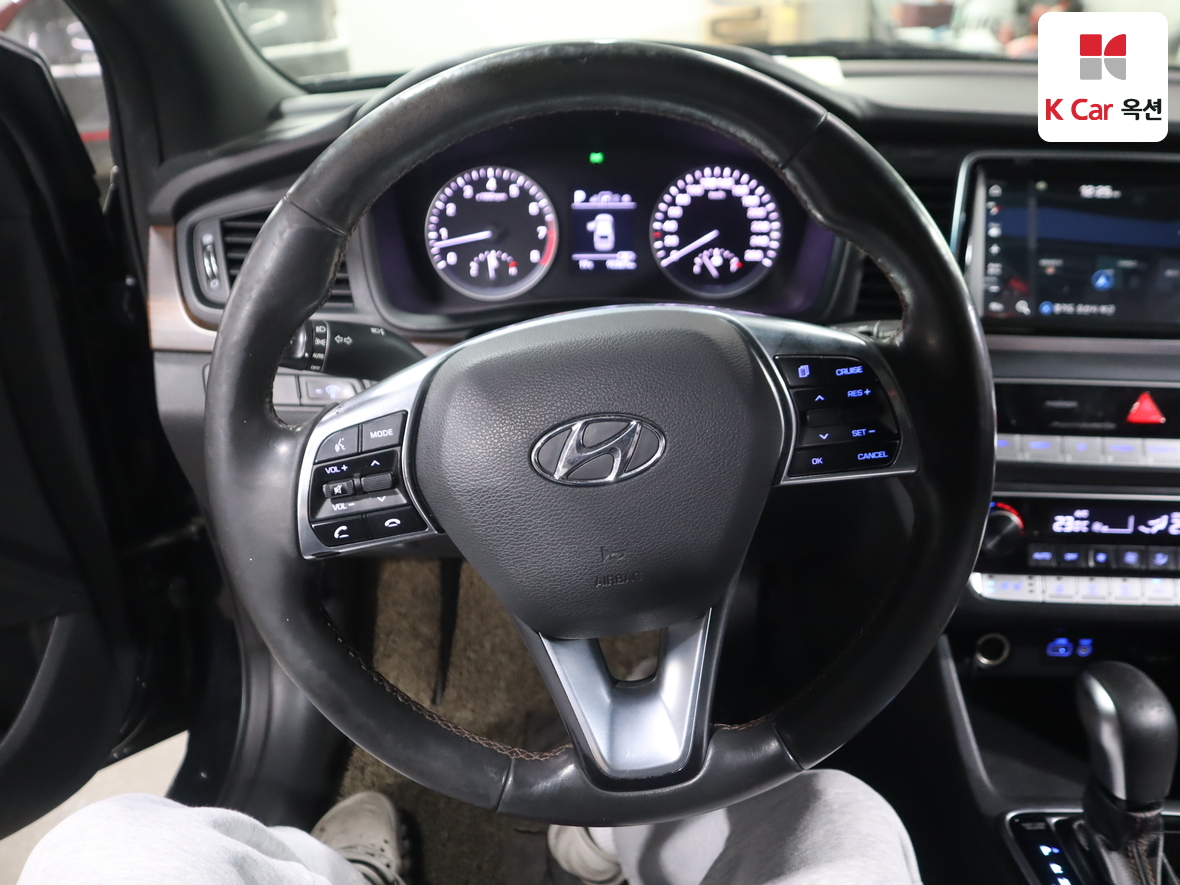 Hyundai Sonata 2018 - Image 10