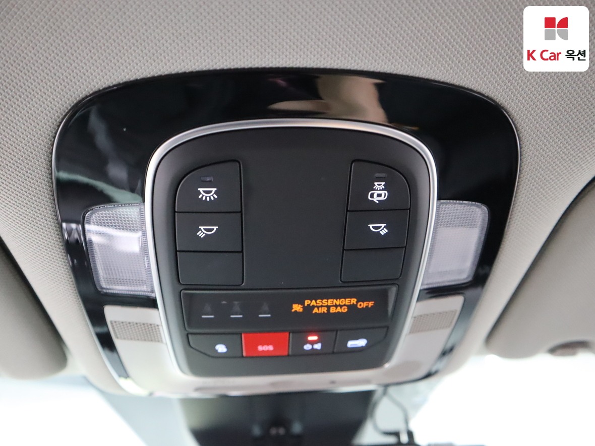 Hyundai Santa Fe 2022 - Image 12