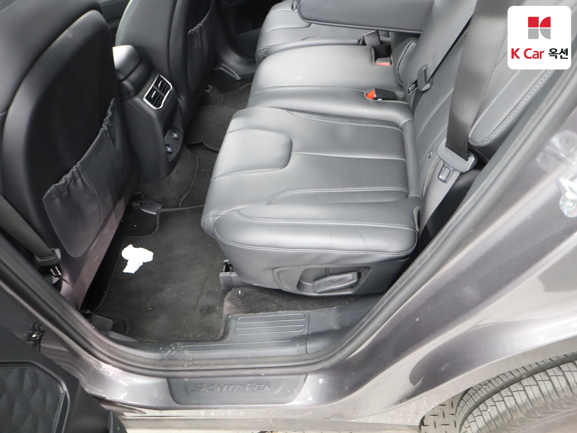 Hyundai Santa Fe 2022 - Image 22