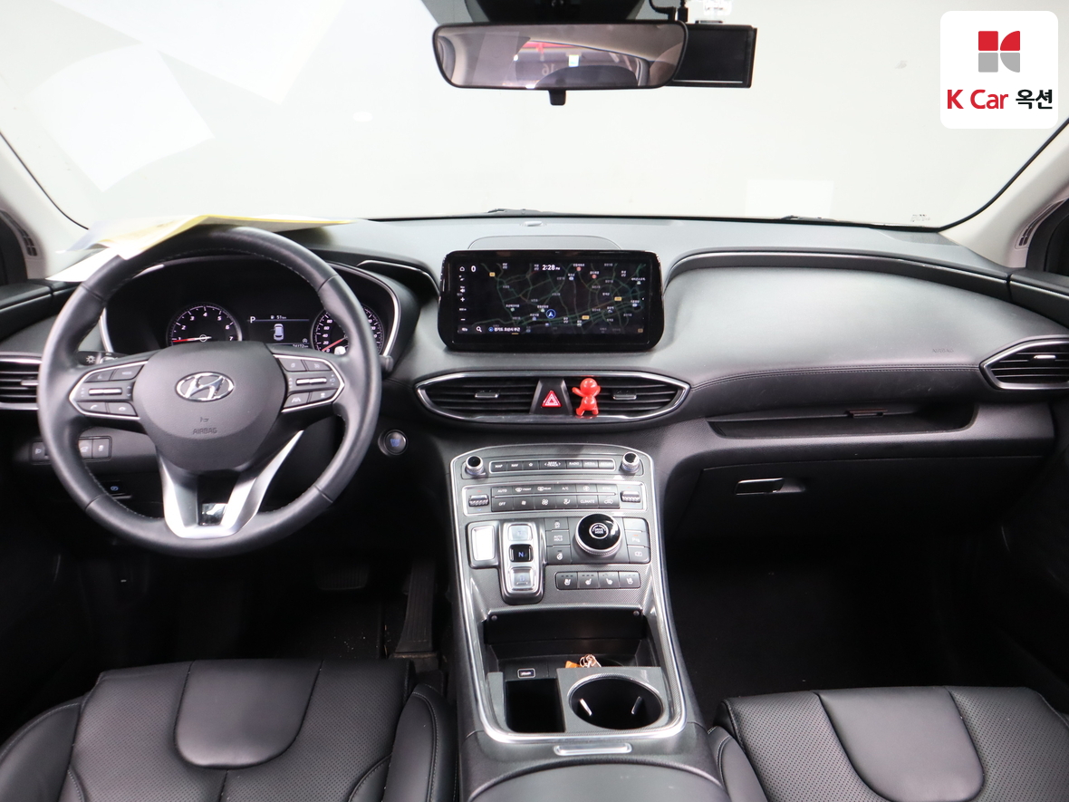 Hyundai Santa Fe 2022 - Image 3