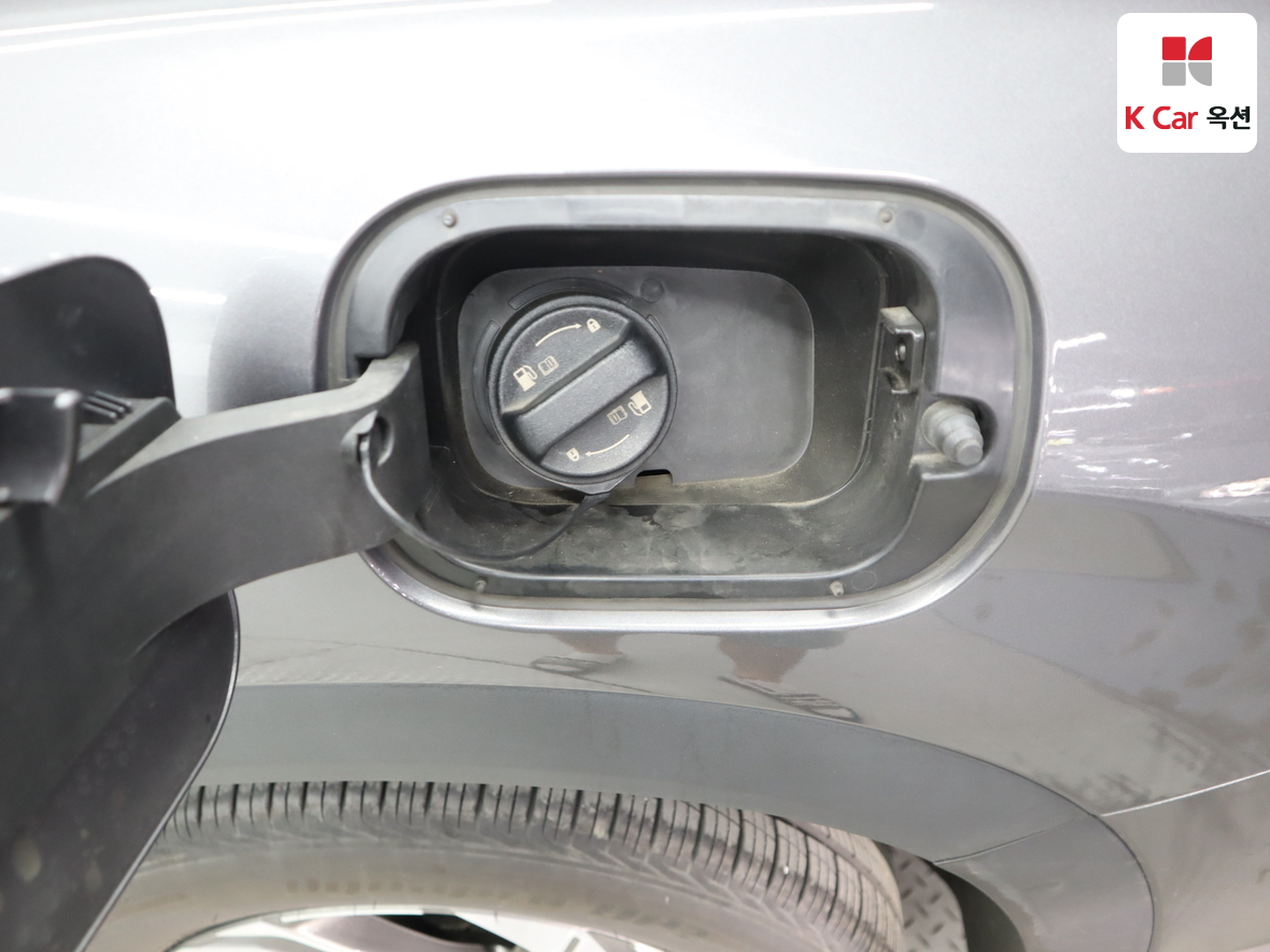 Hyundai Santa Fe 2022 - Image 23