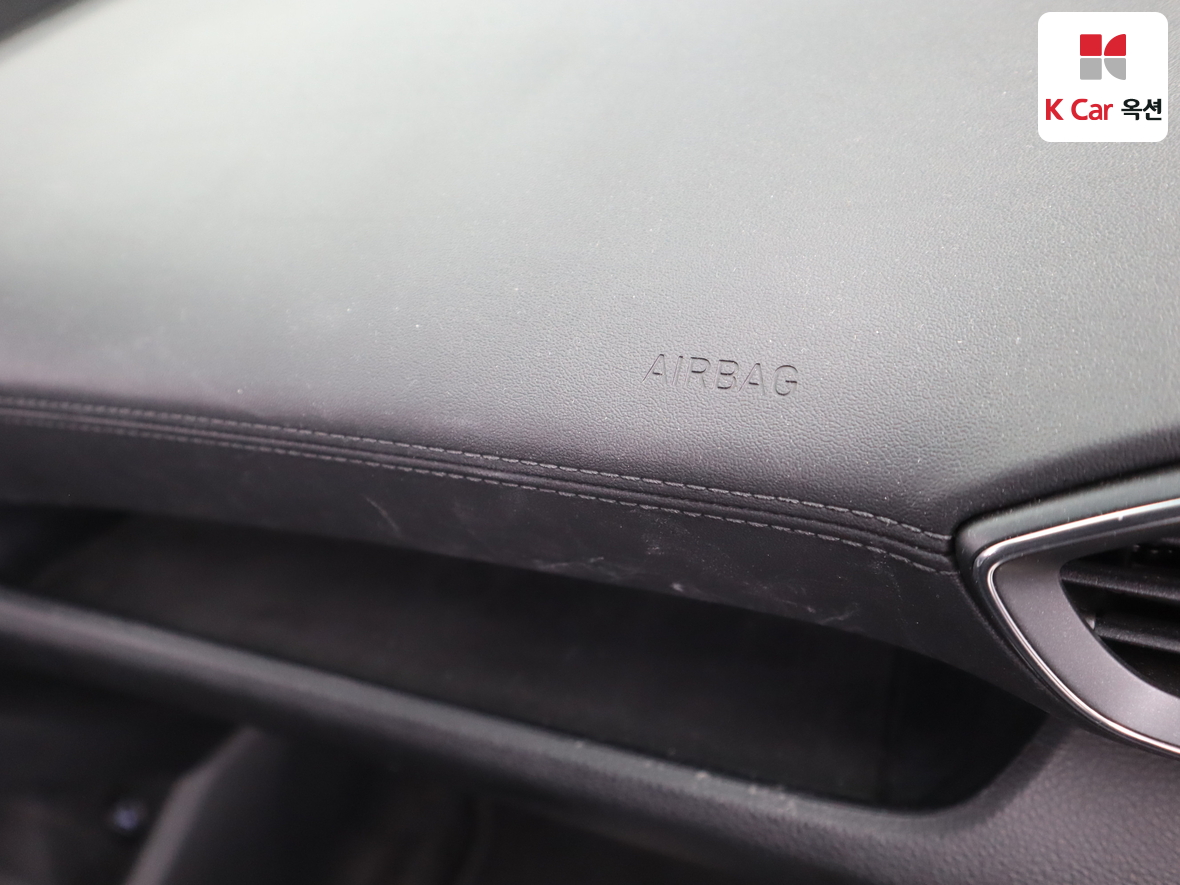 Hyundai Santa Fe 2022 - Image 31