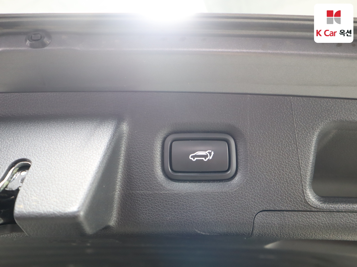 Hyundai Santa Fe 2022 - Image 25