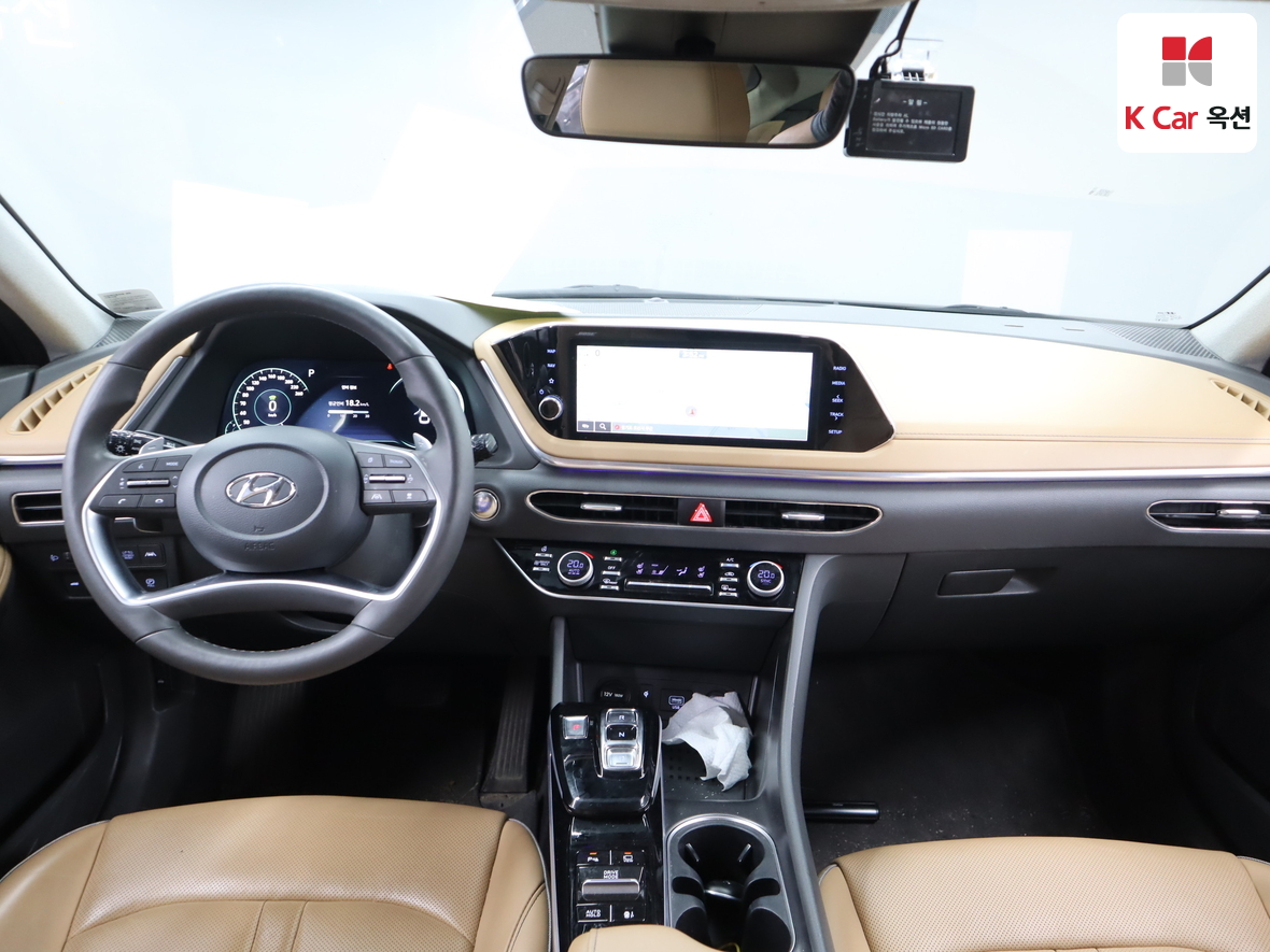 Hyundai Sonata 2023 - Image 3
