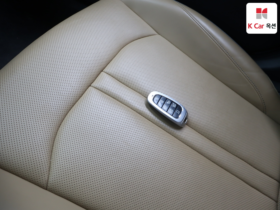 Hyundai Sonata 2023 - Image 17