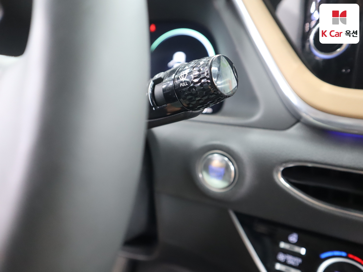 Hyundai Sonata 2023 - Image 11