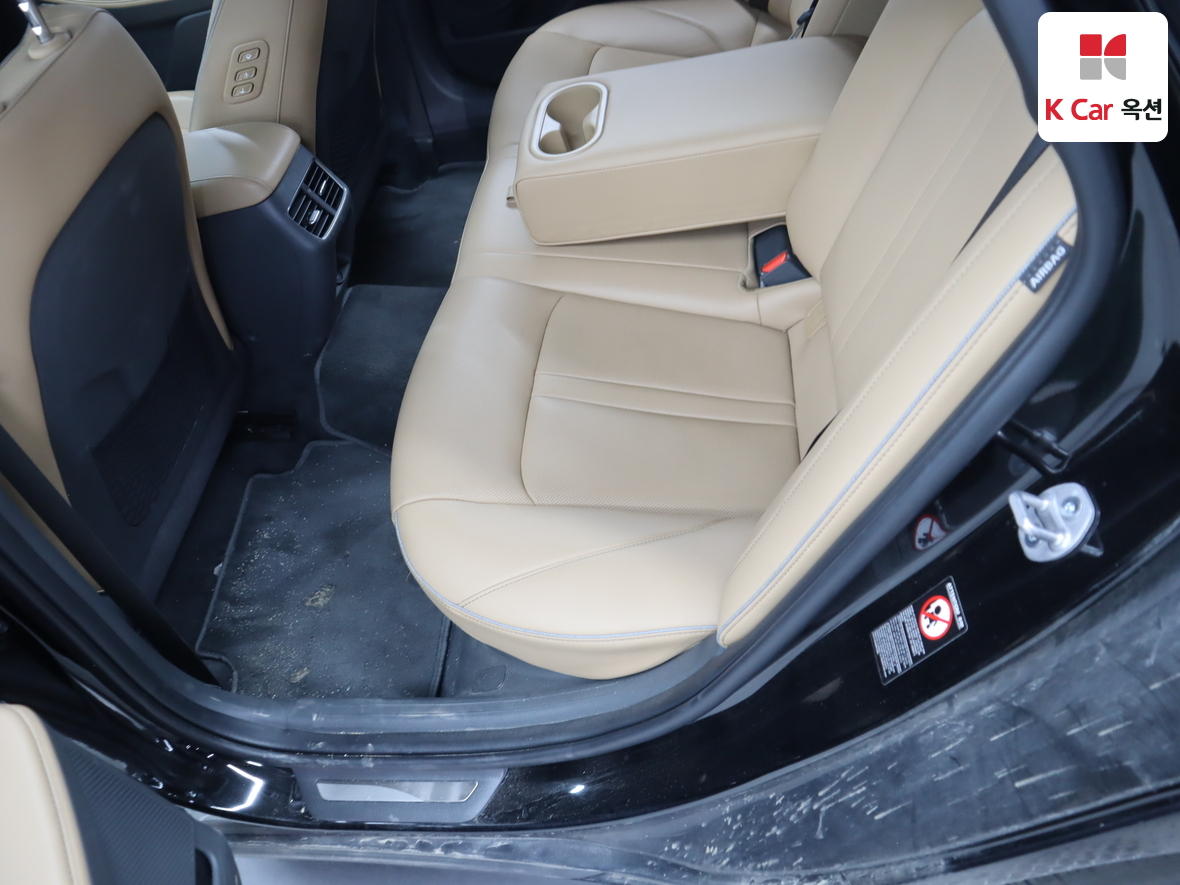 Hyundai Sonata 2023 - Image 22