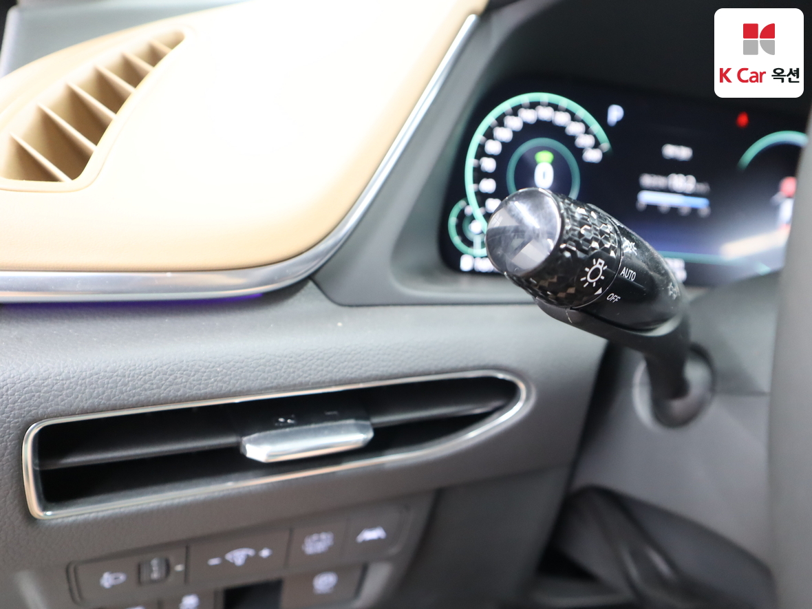 Hyundai Sonata 2023 - Image 9